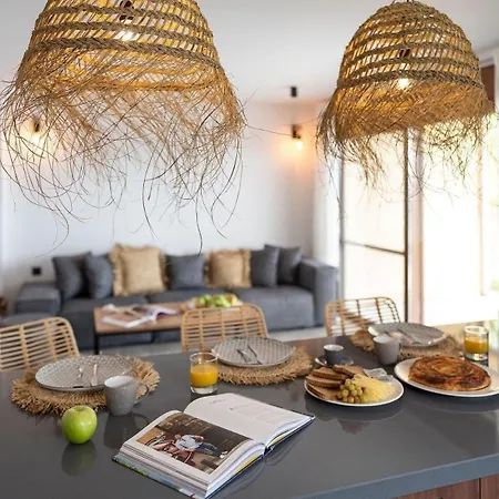 펜션 Haus In Afantou - Privater Parkplatz Und Pool 콜림비아